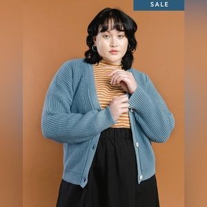 TradLands Shelter Cardigan in Harbor. Size Large.